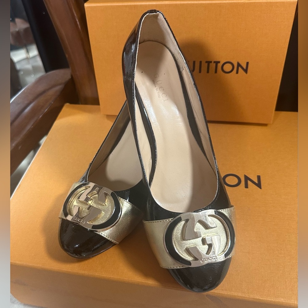 Gucci Black and Gold Heels